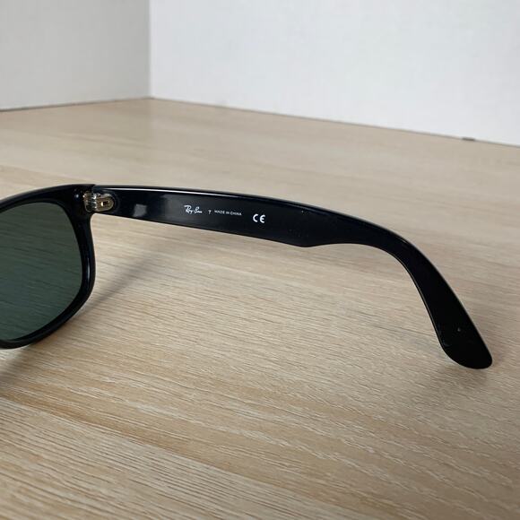 Ray-Ban RB5184 2000 Sunglasses READ Black 52-18-145 - Picture 8 of 11